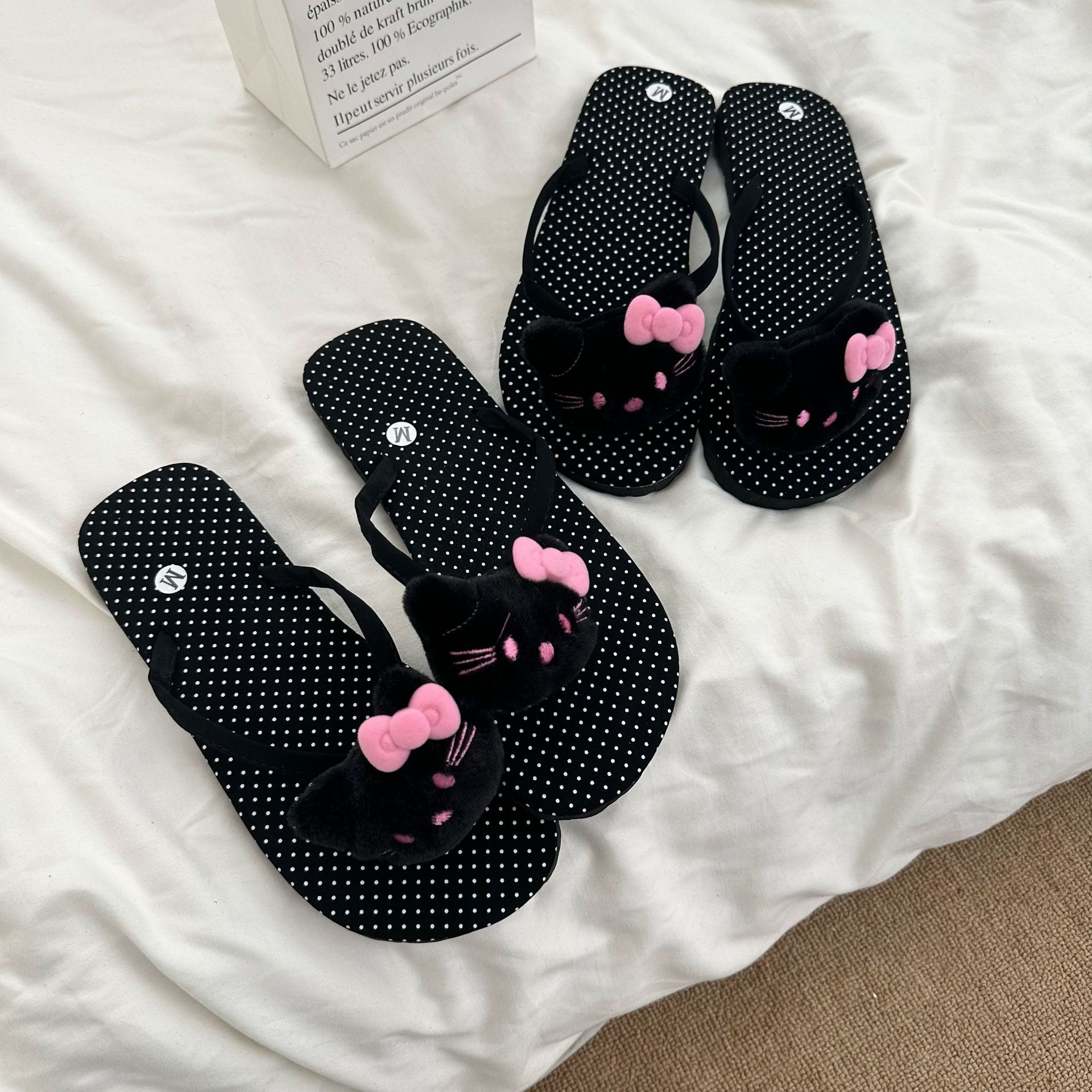Hello Kitty Cartoon Flip-flops – обзор и цена Summer Clothing Bundle
