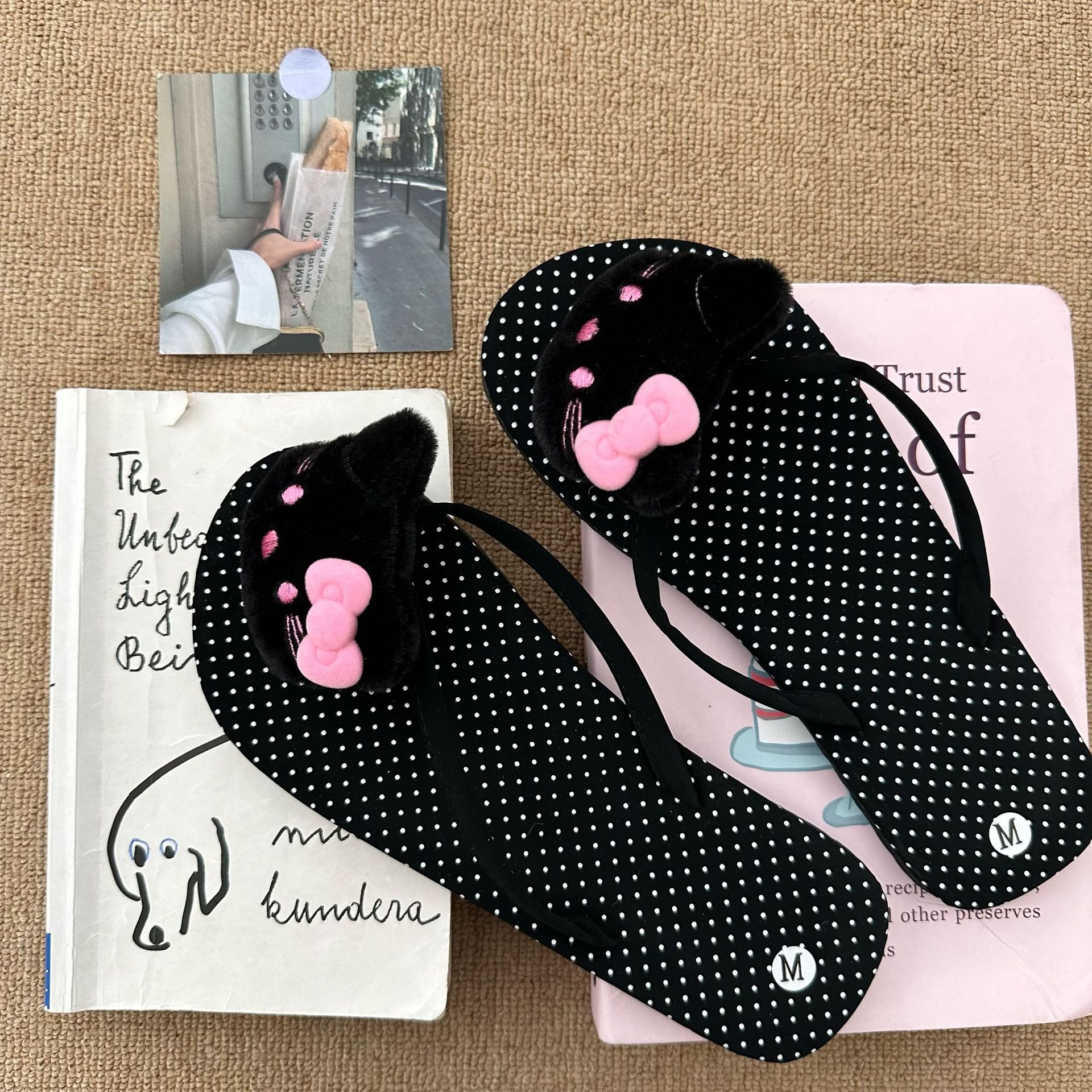 Hello Kitty Cartoon Flip-flops – обзор и цена Summer Clothing Bundle